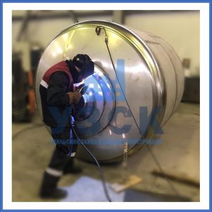 Купить баки и ёмкости из нержавеющей стали от завода УЗСК в Комсомольске-на-Амуре