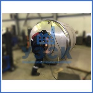 Купить ёмкости и баки из нержавеющей стали от завода УЗСК в Комсомольске-на-Амуре